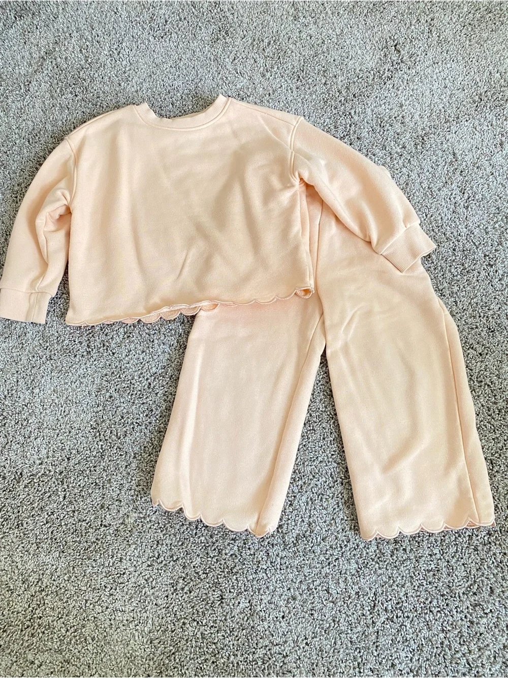 SOFIA GRAINGE Peach Scalloped Sweatshirt Set